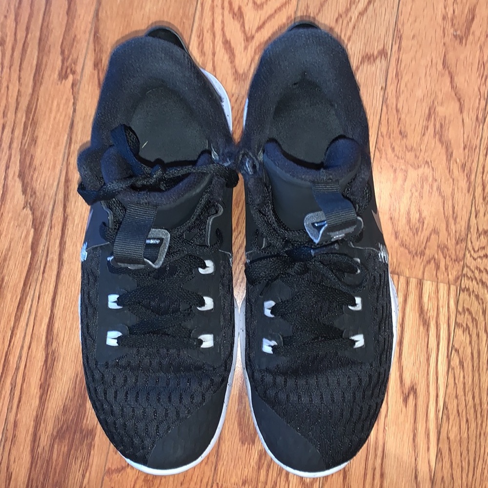Lebron basketball shoes - Picture 4 of 8